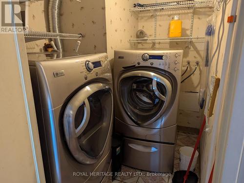 401 - 44 Falby Court, Ajax, ON - Indoor Photo Showing Laundry Room