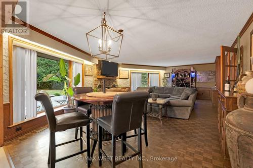 3 Marilyn Avenue, Whitchurch-Stouffville, ON - Indoor Photo Showing Dining Room