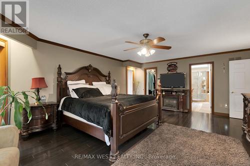 3 Marilyn Avenue, Whitchurch-Stouffville, ON - Indoor Photo Showing Bedroom