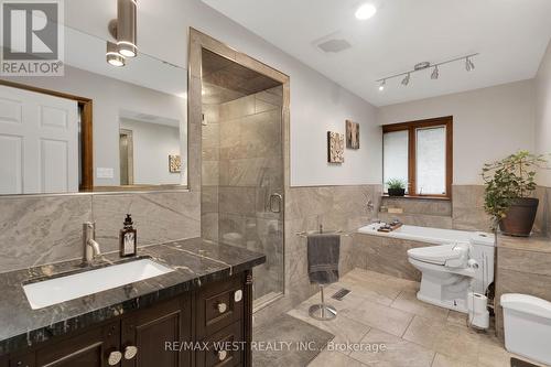 3 Marilyn Avenue, Whitchurch-Stouffville, ON - Indoor Photo Showing Bathroom