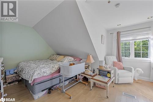 3967 Guest Road, Innisfil, ON - Indoor Photo Showing Bedroom