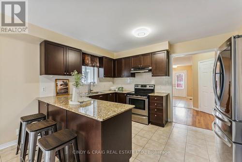 1555 Glenbourne Drive, Oshawa, ON - Indoor Photo Showing Kitchen