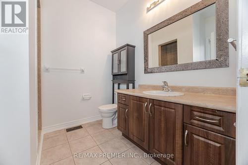 80 Heathcliffe Drive, Vaughan, ON - Indoor Photo Showing Bathroom