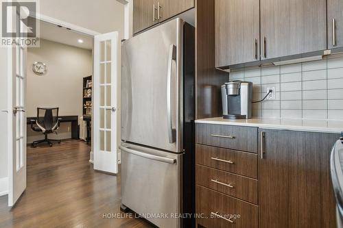 153 - 25 Viking Lane, Toronto, ON - Indoor Photo Showing Kitchen