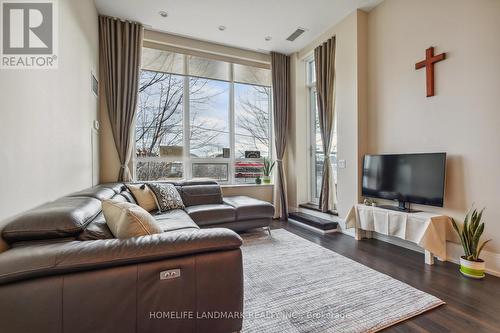 153 - 25 Viking Lane, Toronto, ON - Indoor Photo Showing Living Room