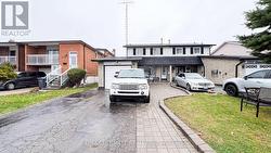 7205 DELMONTE CRESCENT  Mississauga, ON L4T 3L4