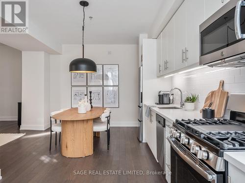 101 - 1183 Dufferin Street, Toronto, ON - Indoor Photo Showing Kitchen With Upgraded Kitchen