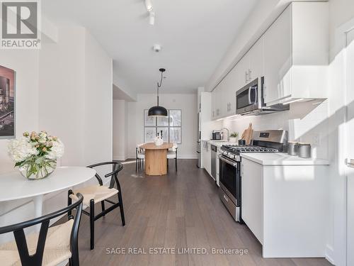 101 - 1183 Dufferin Street, Toronto, ON - Indoor Photo Showing Kitchen With Upgraded Kitchen