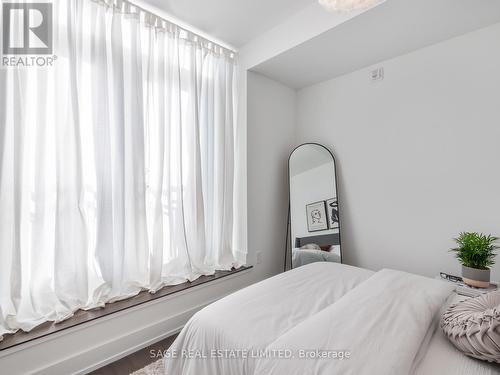 101 - 1183 Dufferin Street, Toronto, ON - Indoor Photo Showing Bedroom