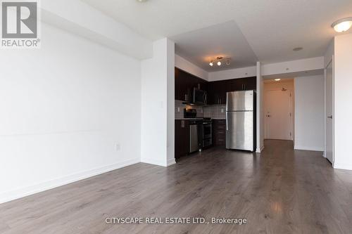 503 - 1410 Dupont Street, Toronto, ON - Indoor Photo Showing Kitchen