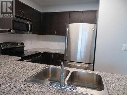 1106 - 4900 Glen Erin Drive, Mississauga, ON - Indoor Photo Showing Kitchen With Double Sink