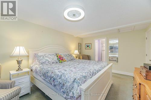 112 Tecumseth Pines Drive, New Tecumseth, ON - Indoor Photo Showing Bedroom