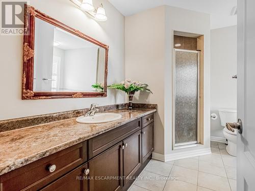 367 Emmett Landing, Milton, ON - Indoor Photo Showing Bathroom