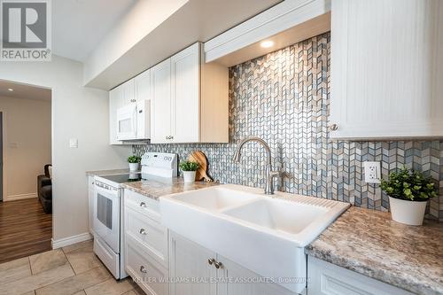 113 Pleasant Avenue, Kitchener, ON - Indoor Photo Showing Kitchen With Double Sink