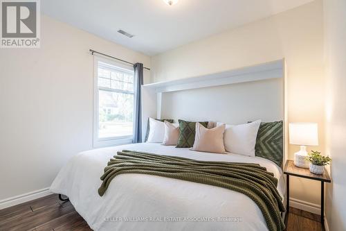 113 Pleasant Avenue, Kitchener, ON - Indoor Photo Showing Bedroom