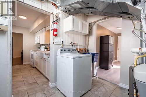 113 Pleasant Avenue, Kitchener, ON - Indoor Photo Showing Laundry Room