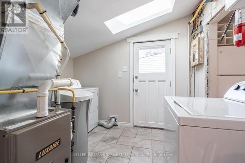 113 Pleasant Avenue, Kitchener, ON - Indoor Photo Showing Laundry Room