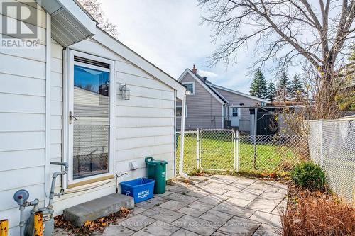 113 Pleasant Avenue, Kitchener, ON - Outdoor With Exterior