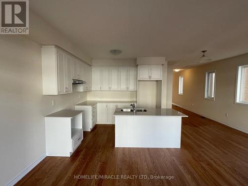 81 Conboy Drive, Erin, ON - Indoor Photo Showing Kitchen With Double Sink