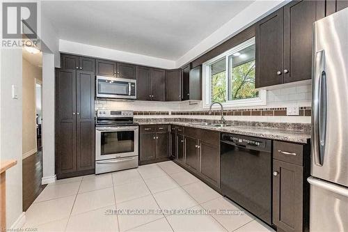 Upper - 604 Glen Forrest Boulevard, Waterloo, ON - Indoor Photo Showing Kitchen