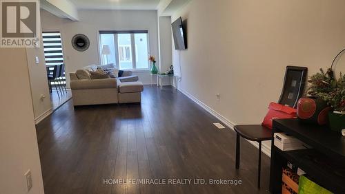 25 Mackenzie Street, Southgate, ON - Indoor