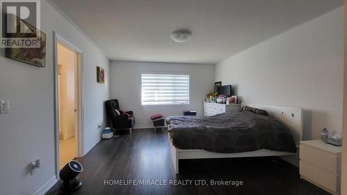 25 Mackenzie Street, Southgate, ON - Indoor Photo Showing Bedroom