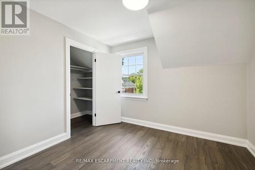 147 Garside Avenue S, Hamilton, ON - Indoor Photo Showing Other Room