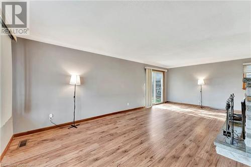 113 Green Road, Hamilton, ON - Indoor Photo Showing Other Room