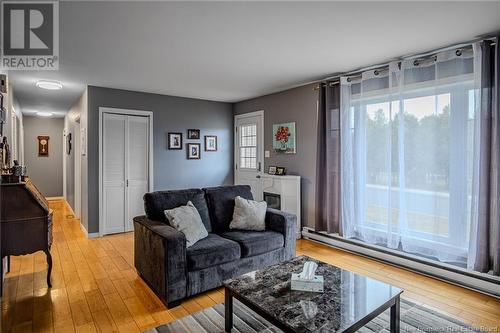 101 Seaward Crescent, Saint John, NB - Indoor Photo Showing Living Room