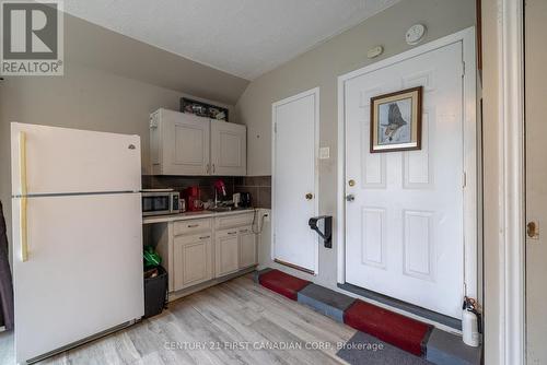 159 St James Street, London, ON - Indoor Photo Showing Kitchen