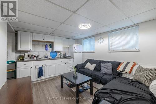 159 St James Street, London, ON - Indoor Photo Showing Living Room