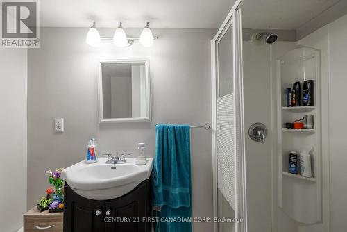 159 St James Street, London, ON - Indoor Photo Showing Bathroom