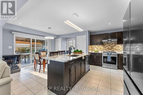 5743 Jake Crescent, Niagara Falls (219 - Forestview), ON - Indoor Photo Showing Kitchen With Upgraded Kitchen