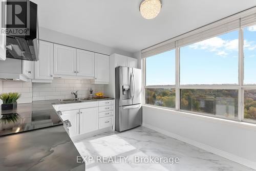 1008 - 3 Towering Hts Boulevard, St. Catharines (461 - Glendale/Glenridge), ON - Indoor Photo Showing Kitchen With Double Sink