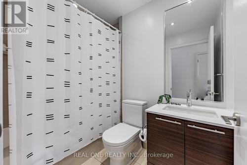 1604 - 1 Market Street, Toronto, ON - Indoor Photo Showing Bathroom