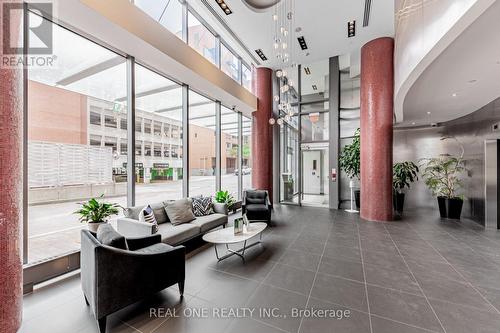 1604 - 1 Market Street, Toronto, ON - Indoor Photo Showing Other Room