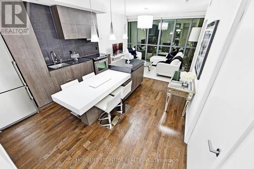 4202 - 101 Charles Street E, Toronto, ON - Indoor