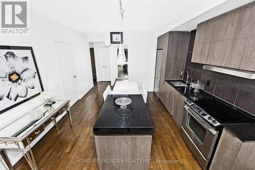 4202 - 101 Charles Street E, Toronto, ON - Indoor Photo Showing Kitchen