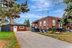 306 PALING Avenue  Hamilton, ON L8H 5J9