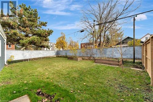 View of yard (ADU) - 306 Paling Avenue, Hamilton, ON - Outdoor