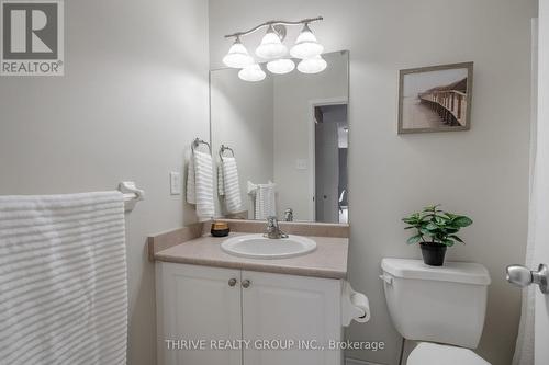 57 - 1853 Blackwater Road, London, ON - Indoor Photo Showing Bathroom