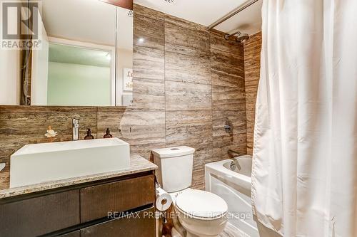 301 - 10 Capreol Court, Toronto, ON - Indoor Photo Showing Bathroom