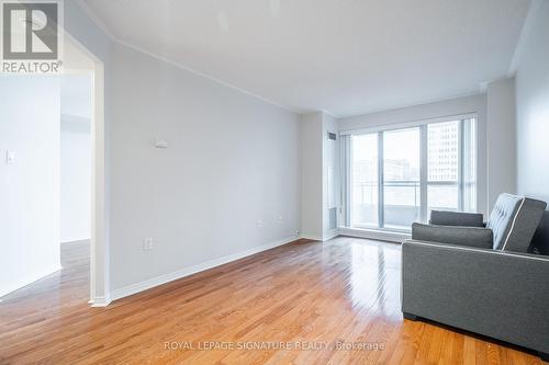 310 - 887 Bay Street, Toronto, ON - Indoor