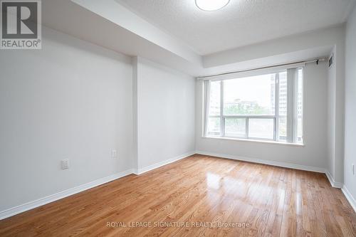 310 - 887 Bay Street, Toronto, ON - Indoor Photo Showing Other Room