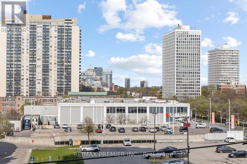 404 - 1486 Bathurst Street, Toronto, ON - Outdoor With Facade