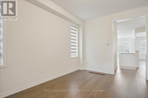 1472 Rose Way, Milton, ON - Indoor Photo Showing Other Room