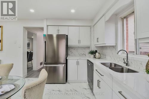 50 Beaconsfield Avenue, Brampton, ON - Indoor Photo Showing Kitchen With Double Sink With Upgraded Kitchen