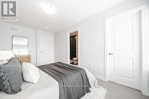 62 - 5000 Connor Drive, Lincoln, ON - Indoor Photo Showing Bedroom