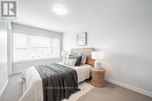 62 - 5000 Connor Drive, Lincoln, ON - Indoor Photo Showing Bedroom