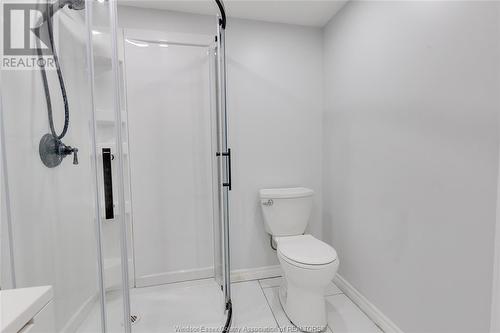 214 Simcoe Unit# Lower, Amherstburg, ON - Indoor Photo Showing Bathroom